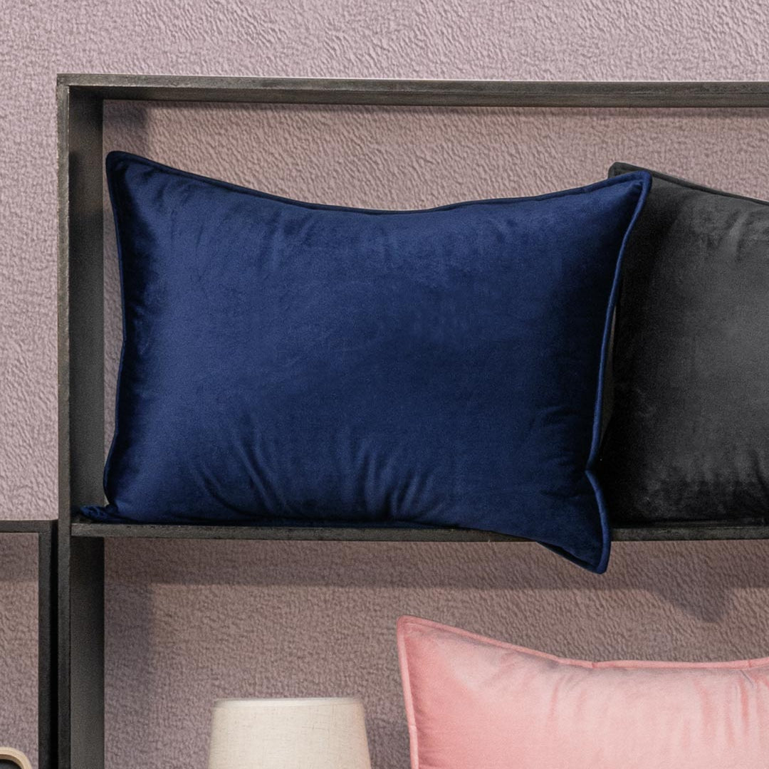 Hermosa Fundas de Almohada Ensueño Azul que combina perfecto con entornos coloridos y da un toque de elegancia a tus espacios.